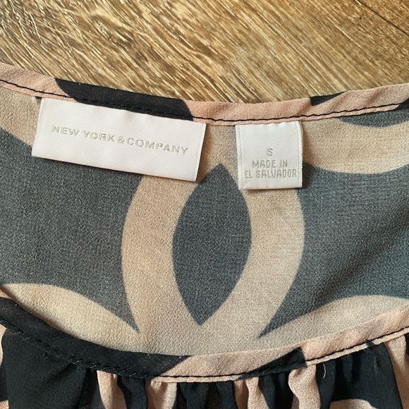 NY&C flowy Small blouse - Picture 6 of 6